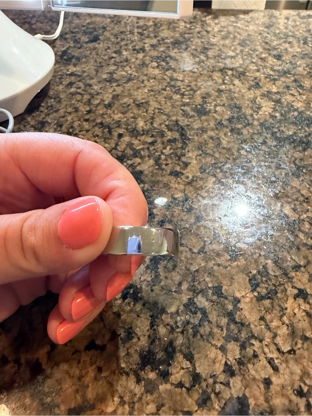 Oura Polished Silver Faceted Band